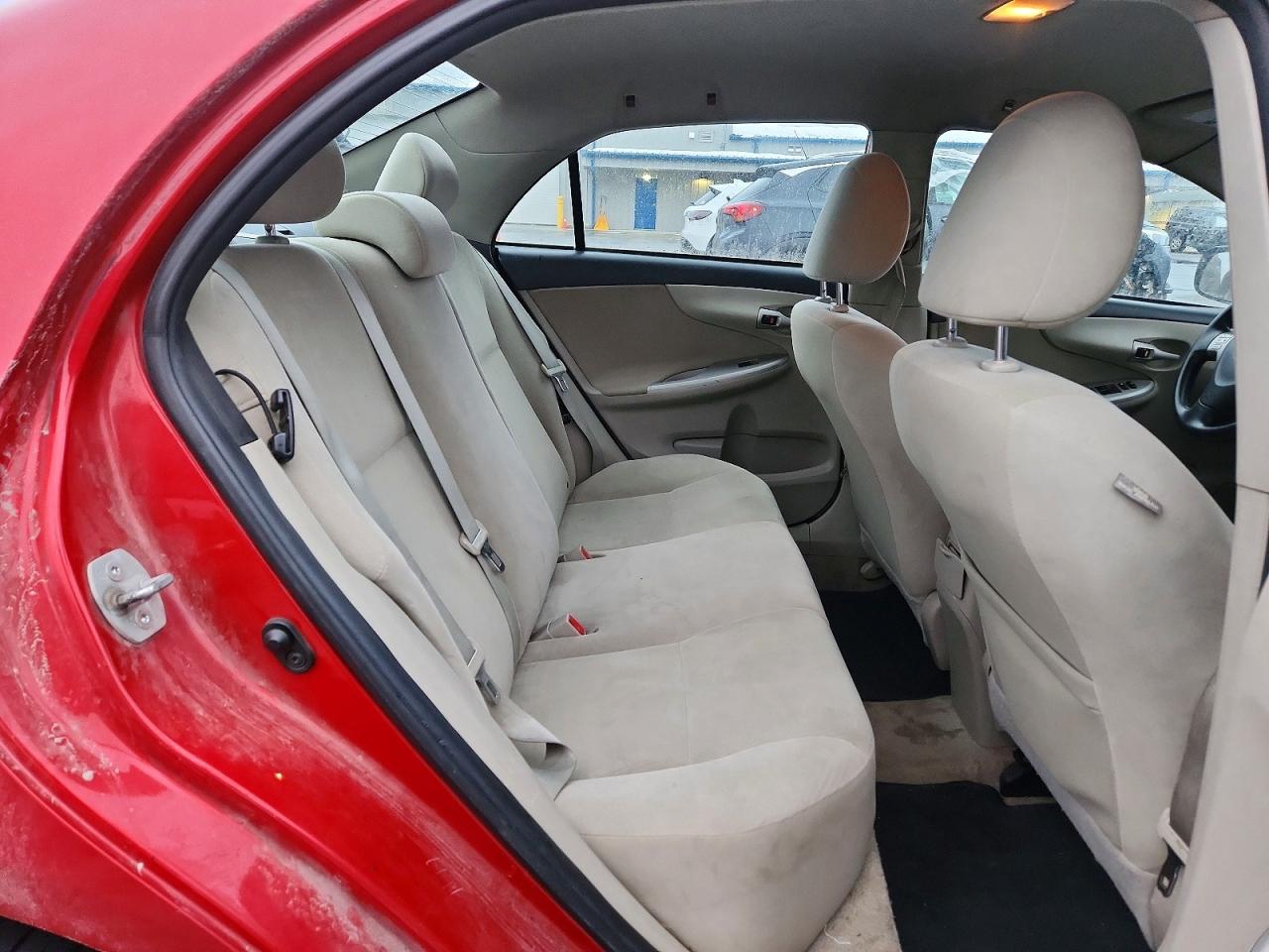 2013 TOYOTA COROLLA BASE photo 10