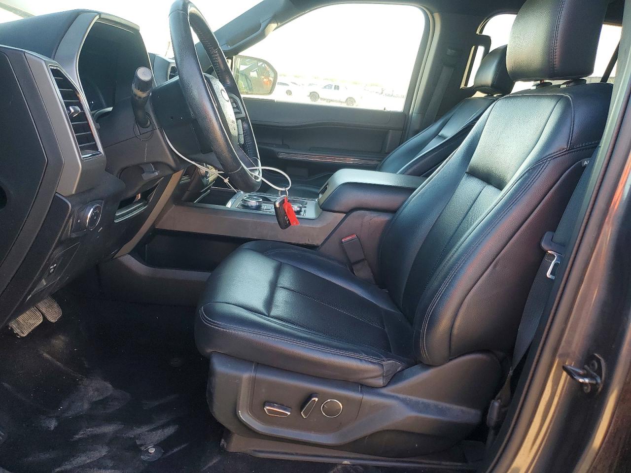 2019 FORD EXPEDITION XLT photo 7