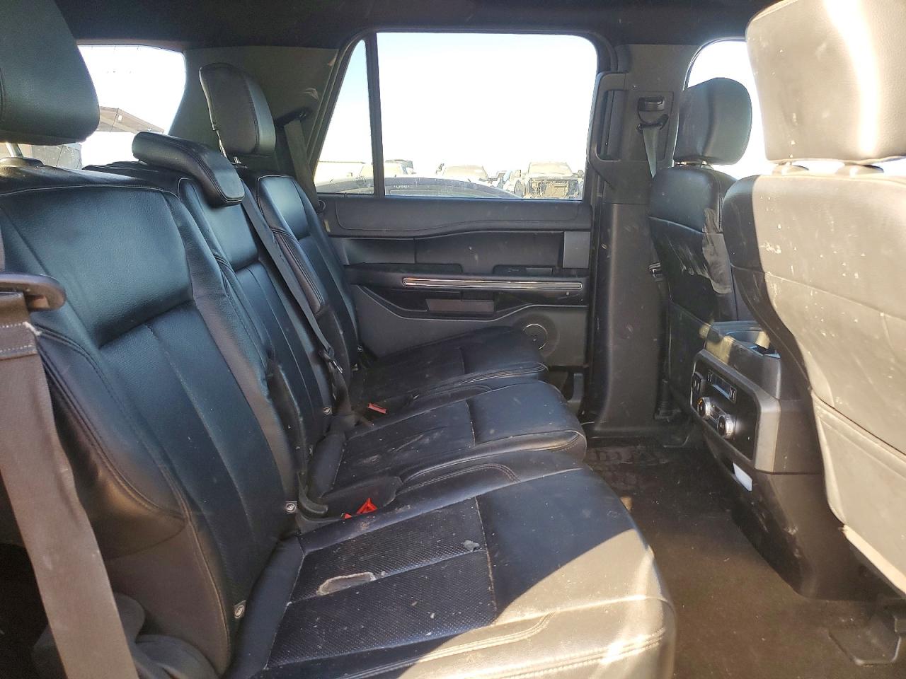 2019 FORD EXPEDITION XLT photo 11