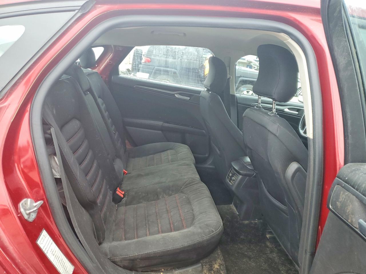 2016 FORD FUSION SE photo 10