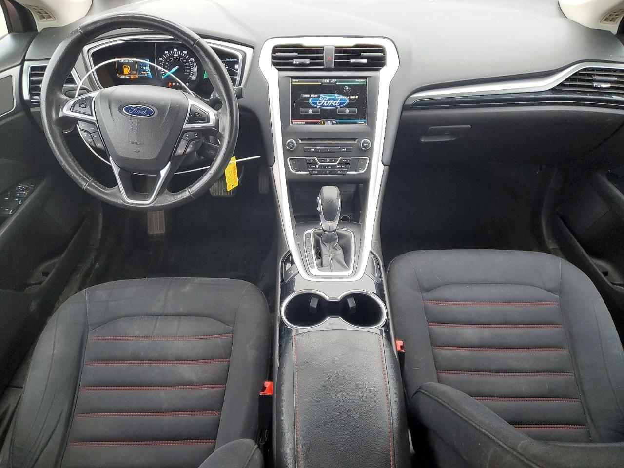2016 FORD FUSION SE photo 8