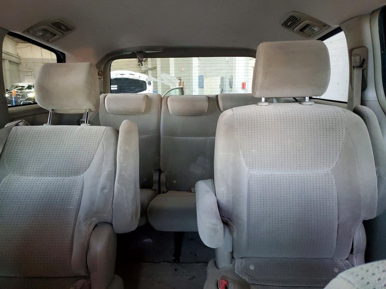 2006 TOYOTA SIENNA CE photo 10