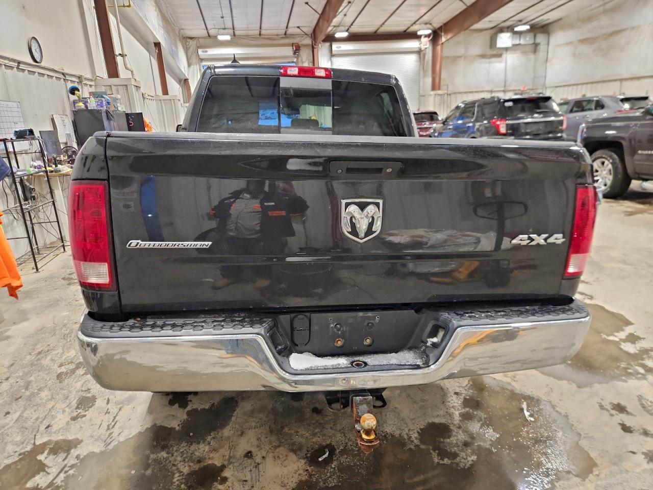 2015 RAM 1500 SLT photo 6