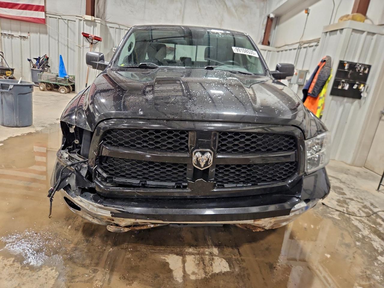 2015 RAM 1500 SLT photo 5