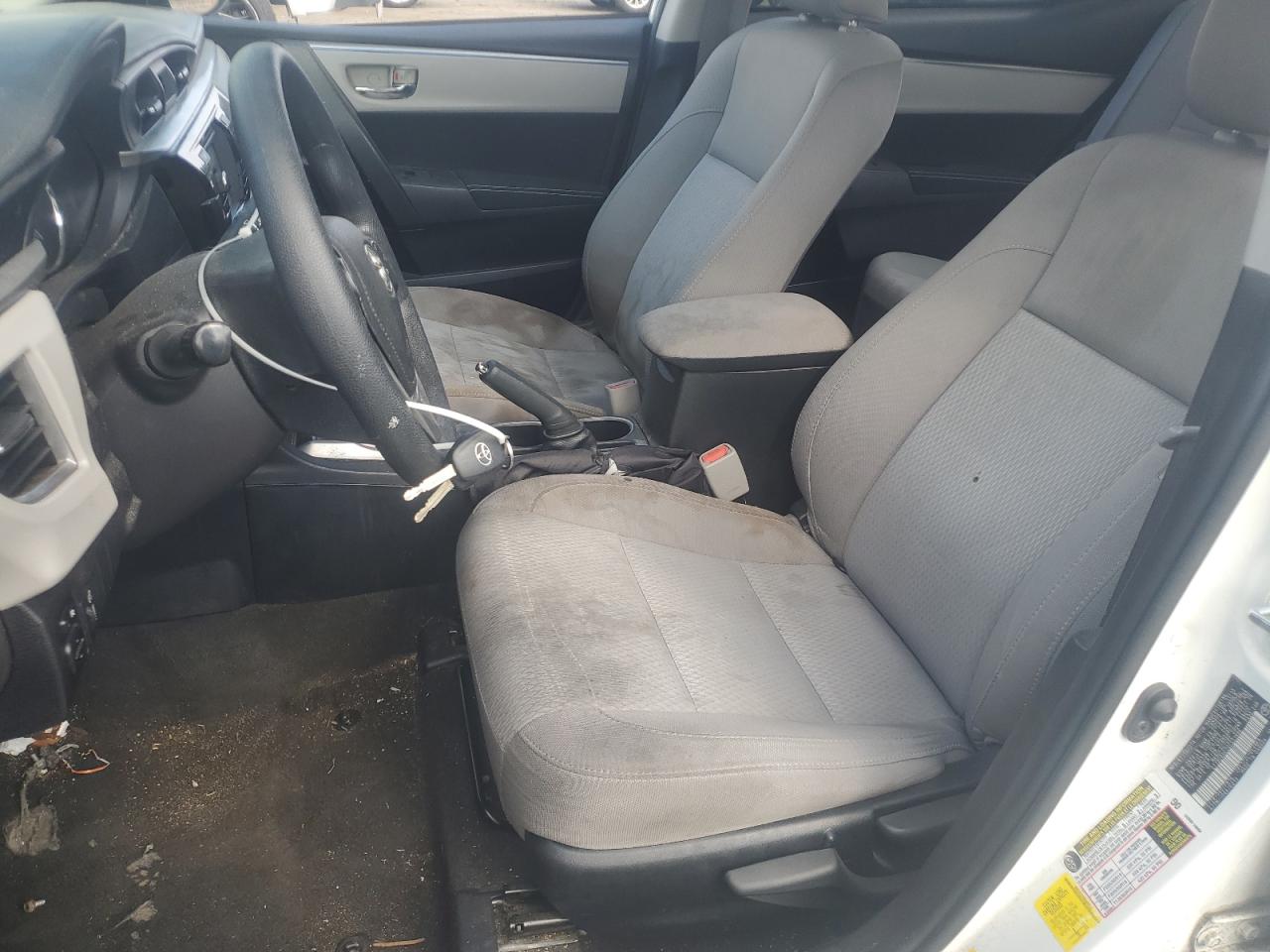 2016 TOYOTA COROLLA L photo 13