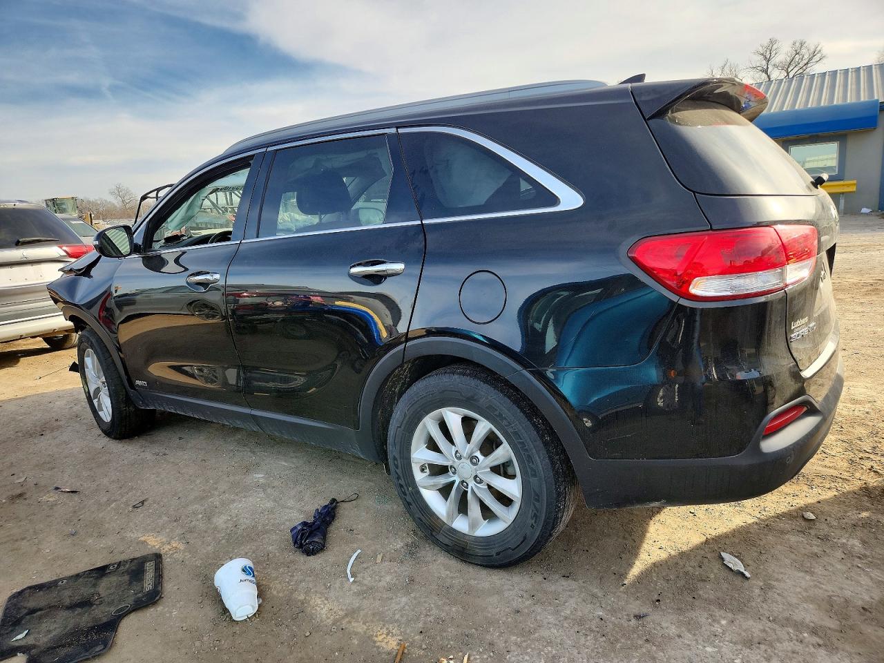 2016 KIA SORENTO LX photo 2