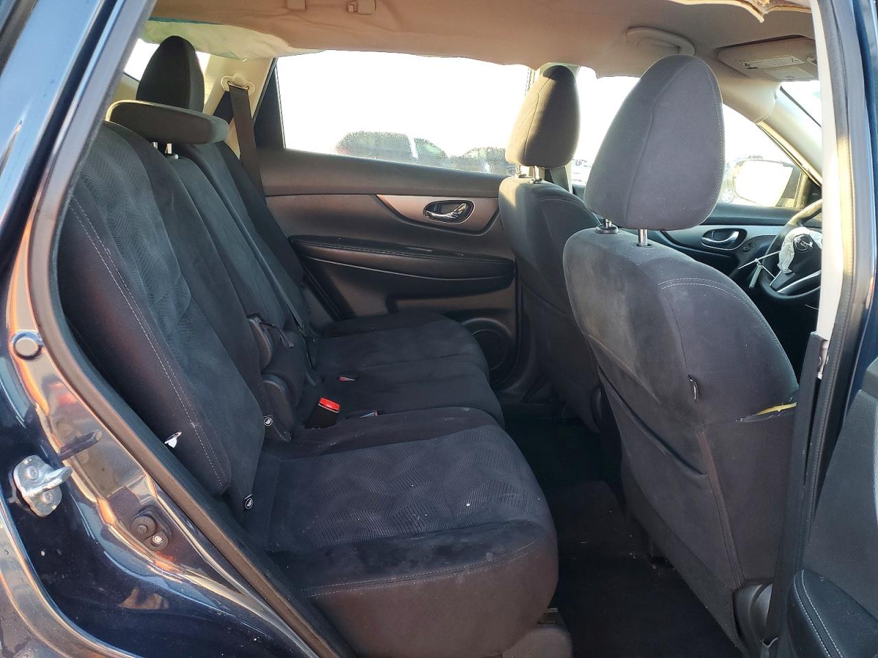 2016 NISSAN ROGUE S photo 11
