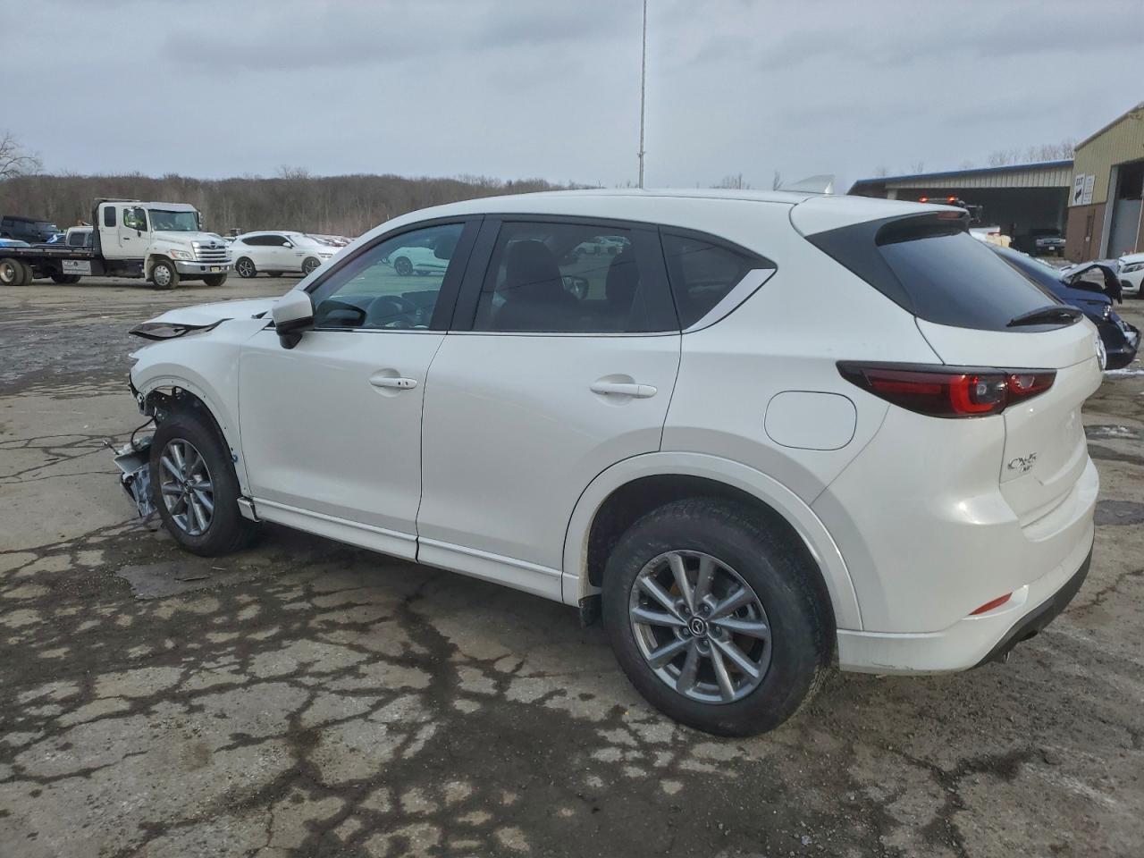 2025 MAZDA CX-5 PREFERRED photo 2