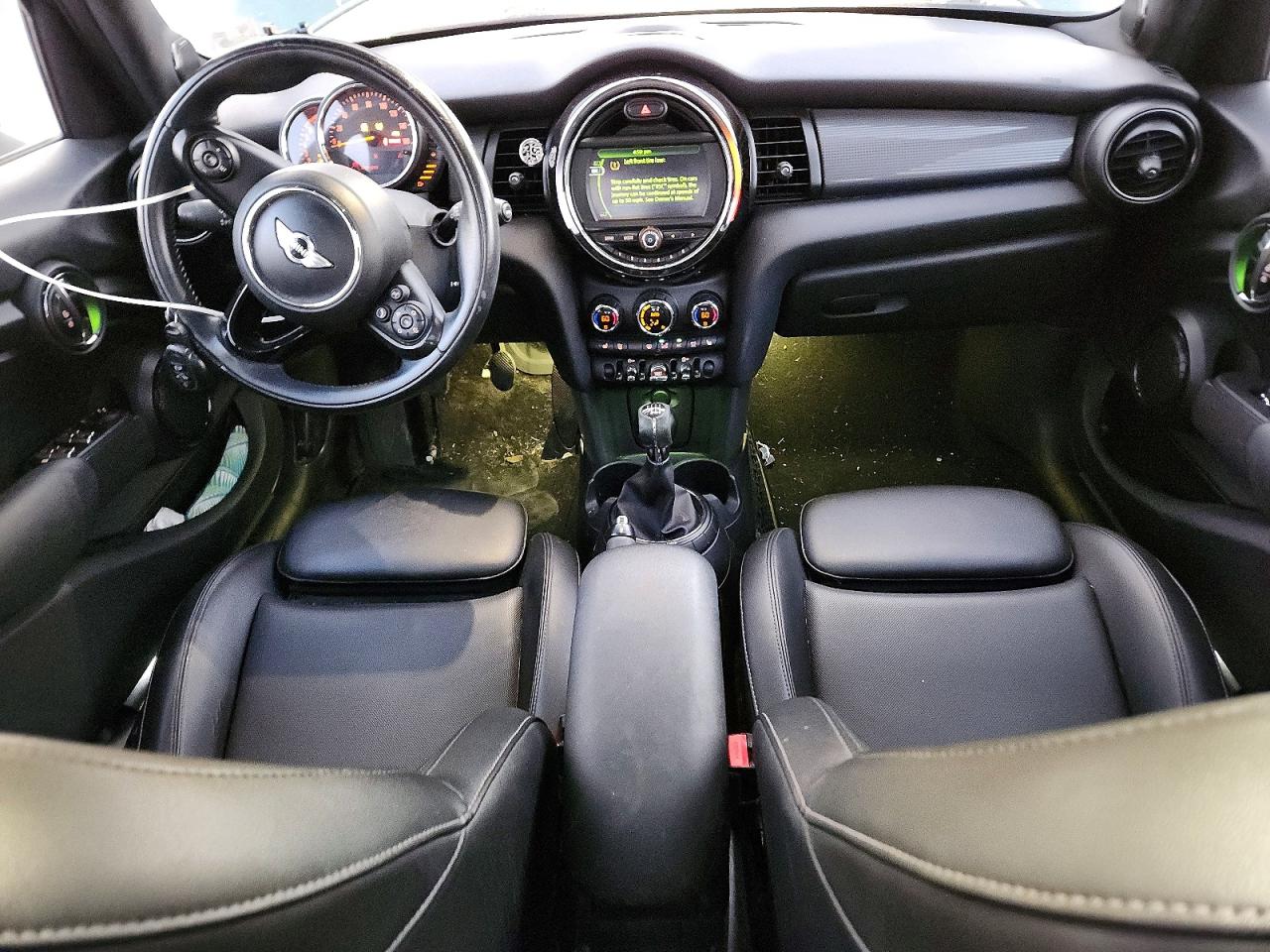 2016 MINI COOPER photo 8