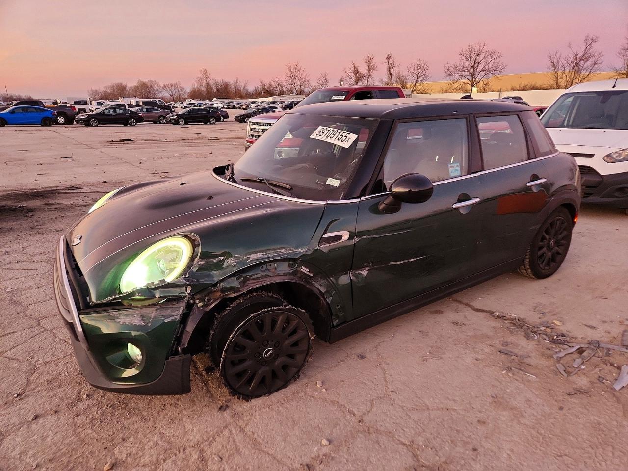2016 MINI COOPER