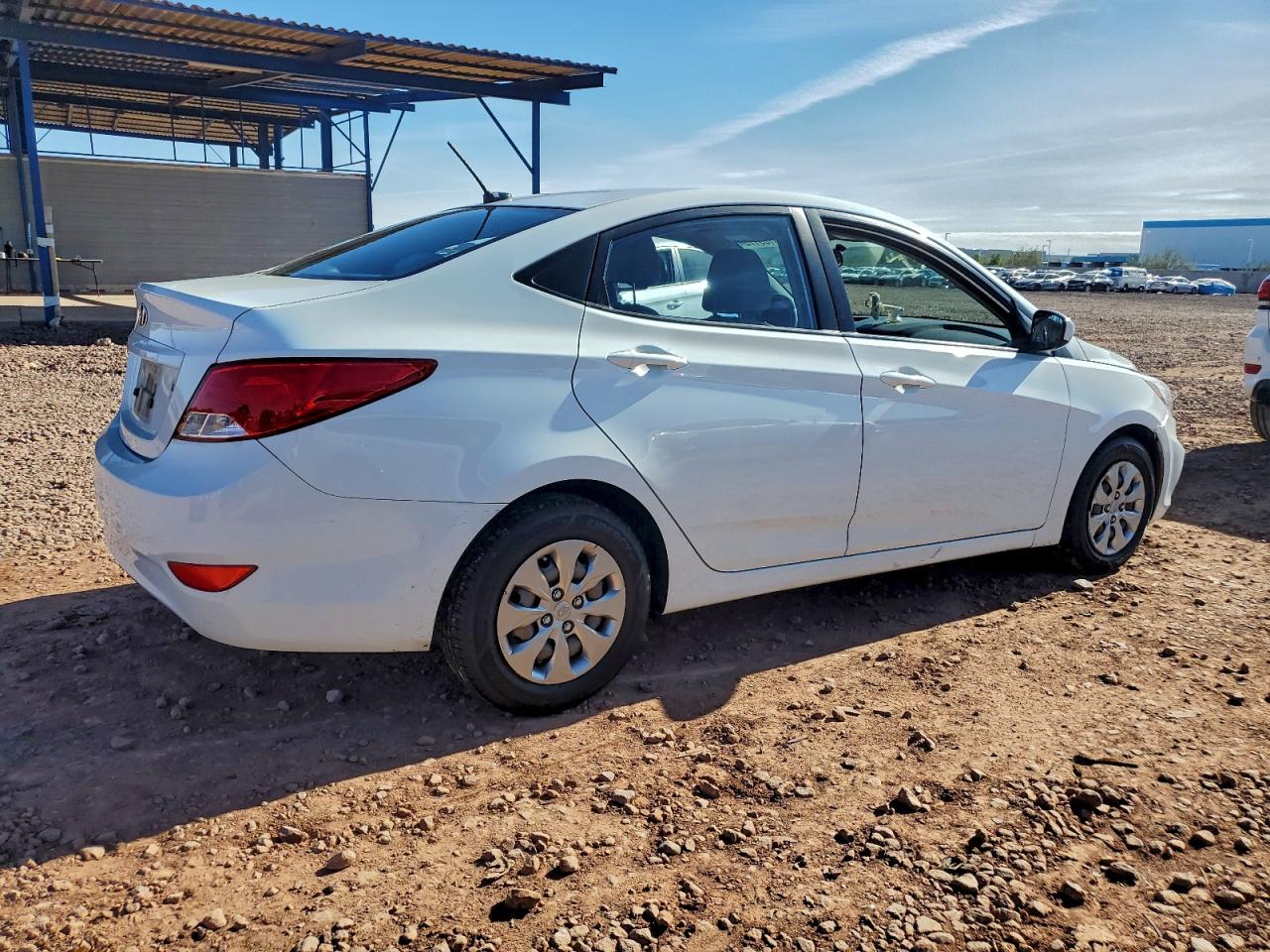 2015 HYUNDAI ACCENT GLS photo 3