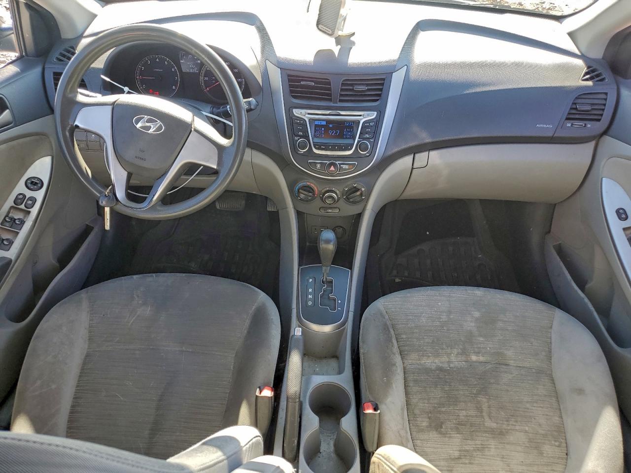 2015 HYUNDAI ACCENT GLS photo 8