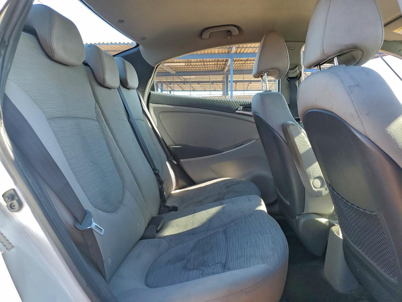 2015 HYUNDAI ACCENT GLS photo 10