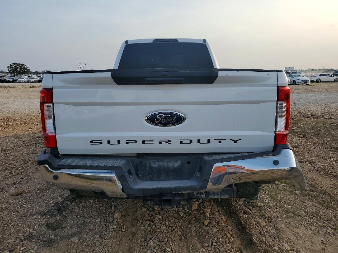 2017 FORD F250 SUPER DUTY photo 6