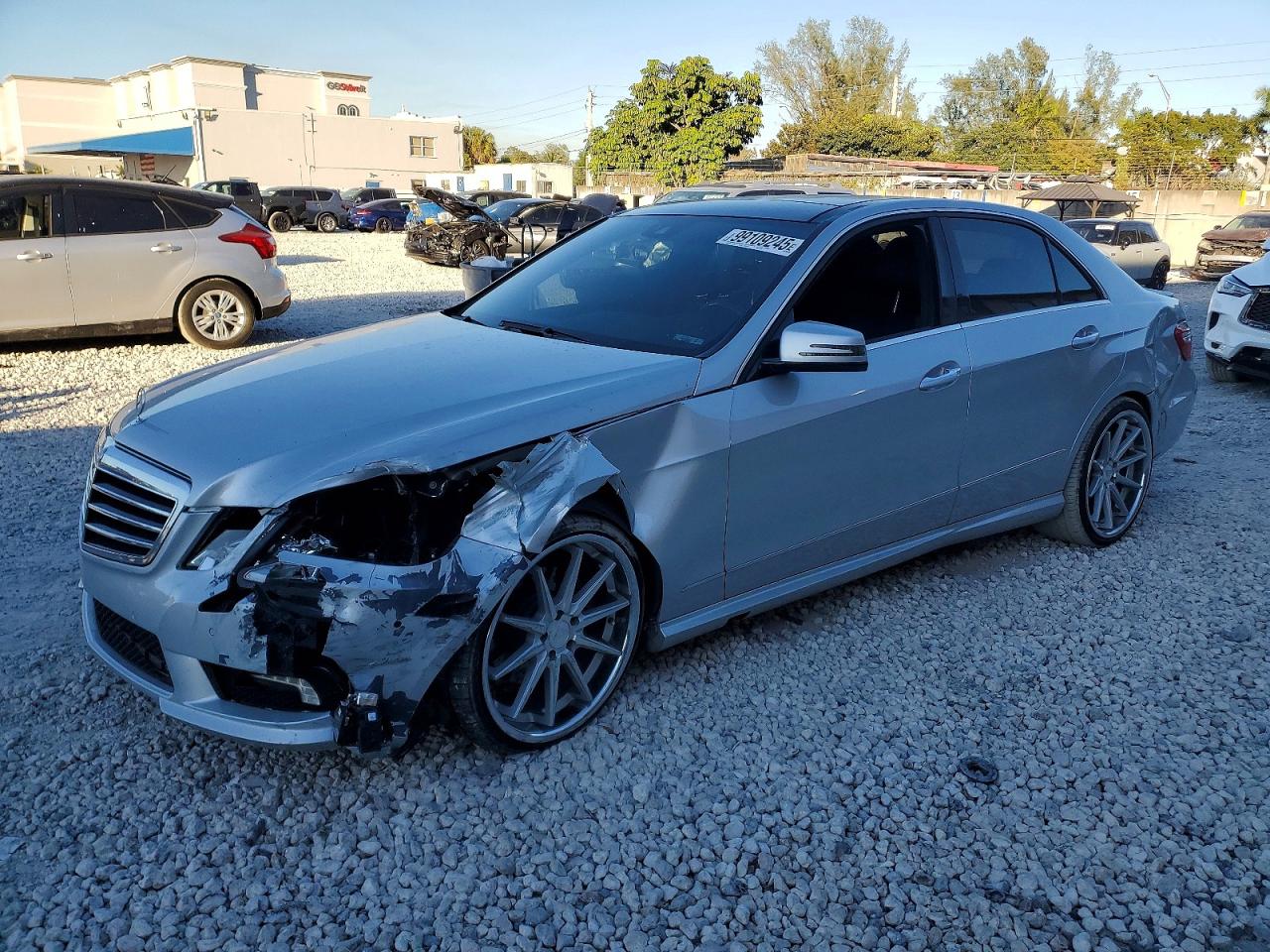 2011 MERCEDES-BENZ E