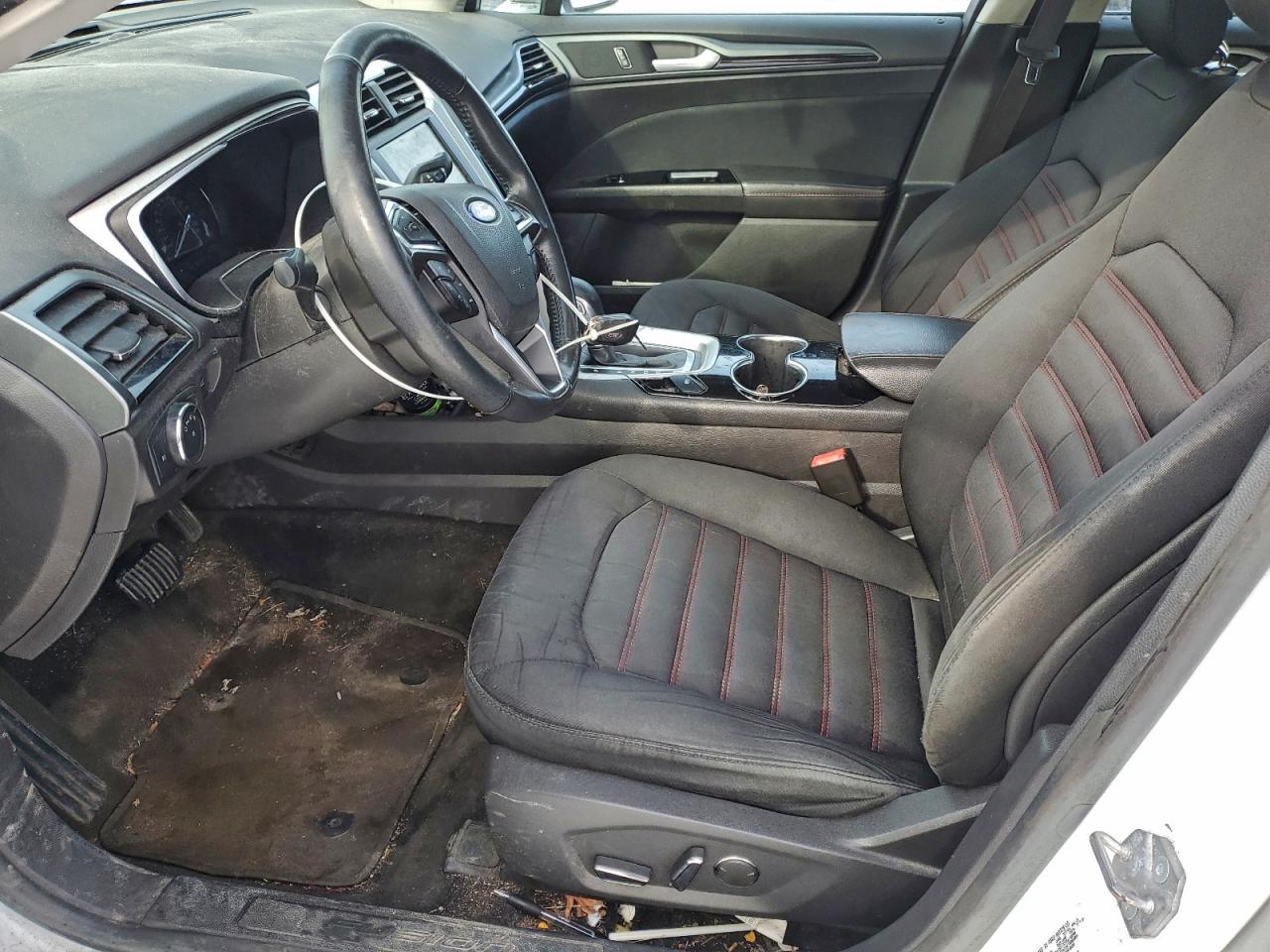 2014 FORD FUSION SE photo 7