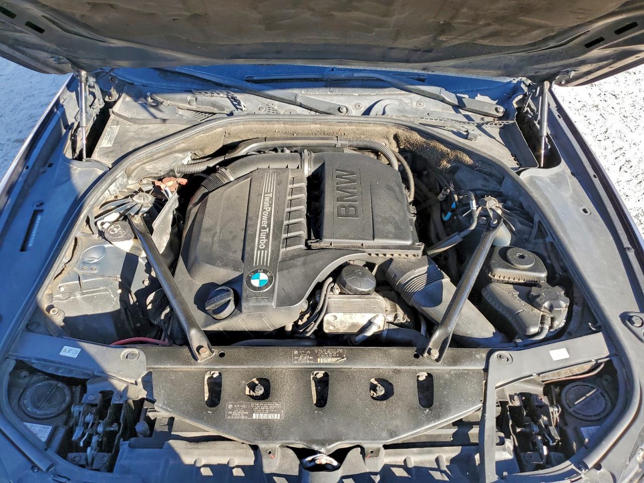 2011 BMW 535 XI photo 21