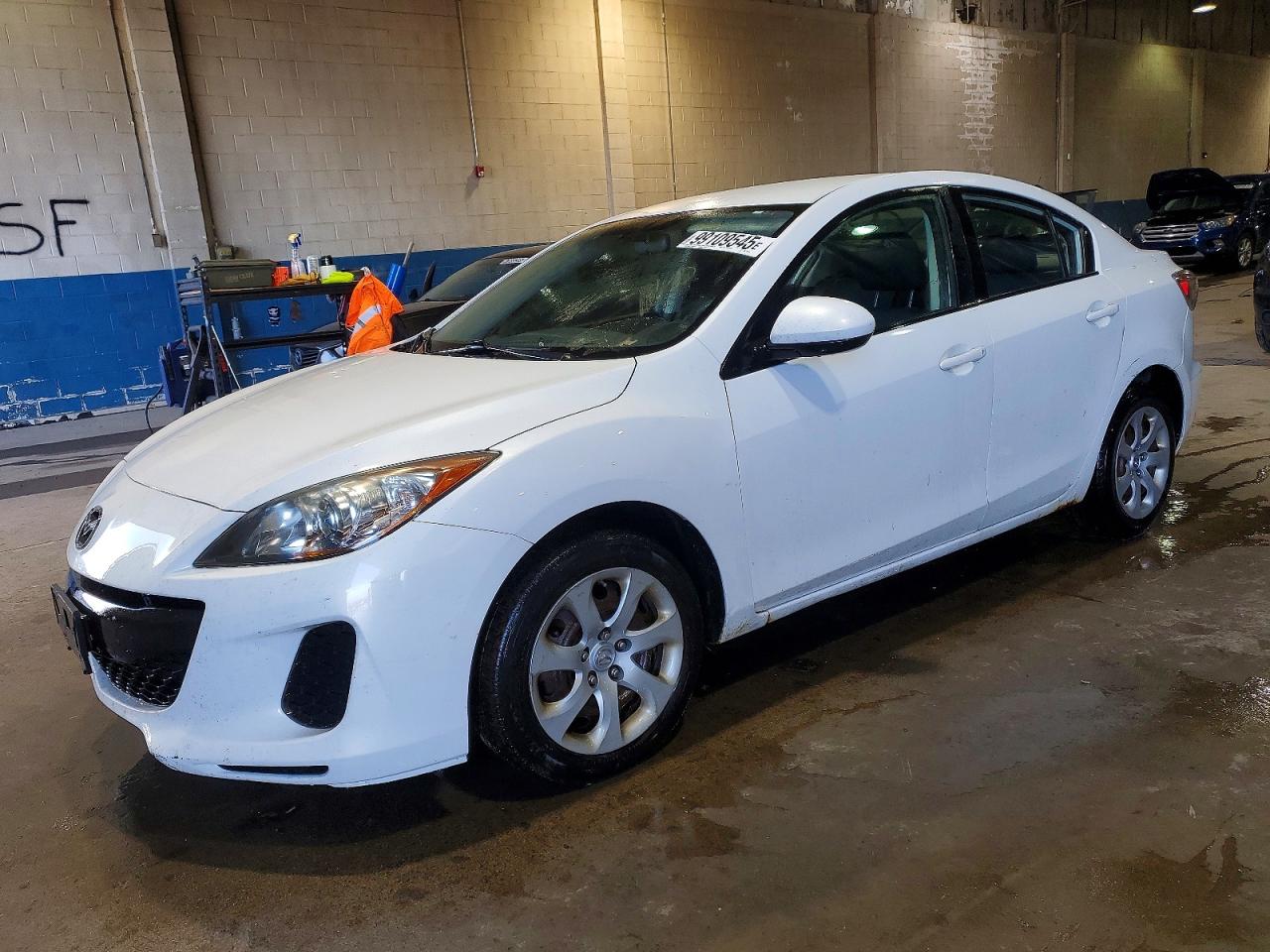 2013 MAZDA 3