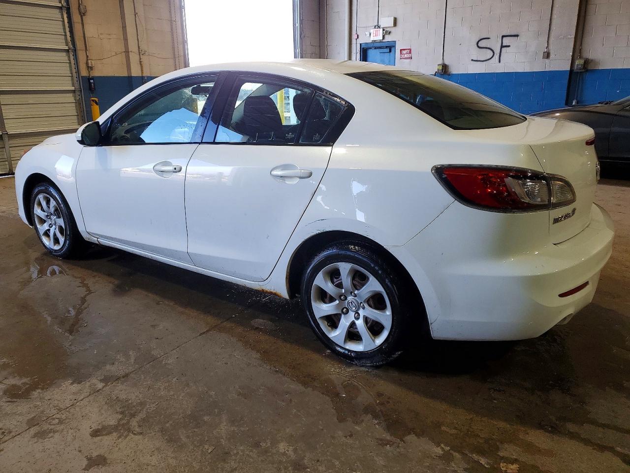 2013 MAZDA 3 I photo 2
