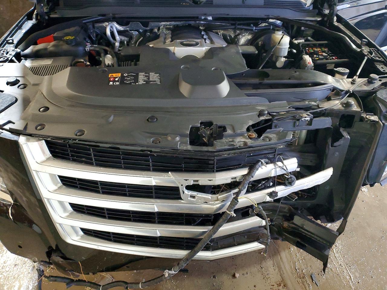 2015 CADILLAC ESCALADE LUXURY photo 12