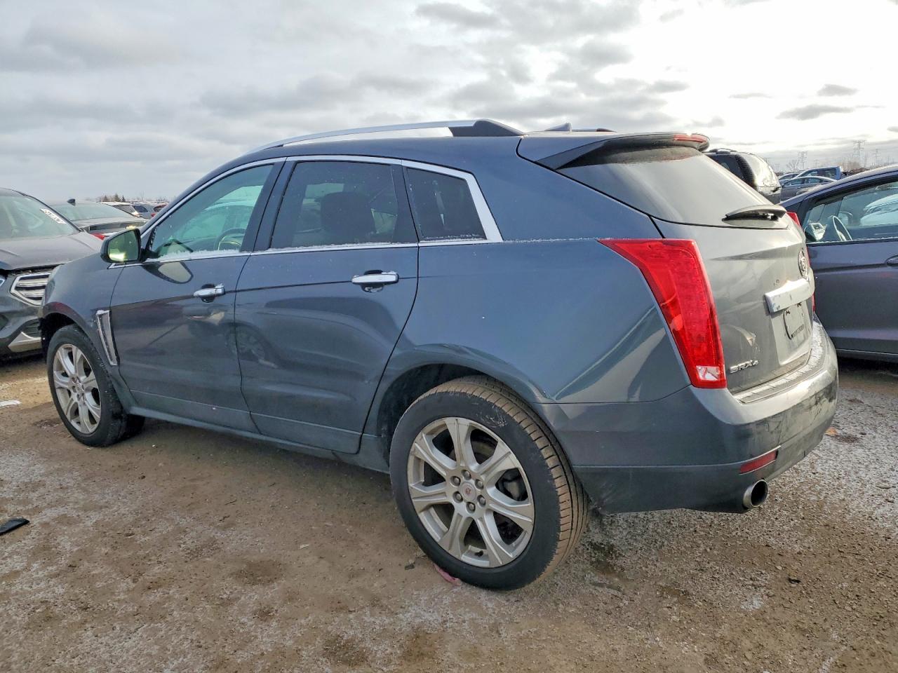 2013 CADILLAC SRX PERFORMANCE COLLECTION photo 2