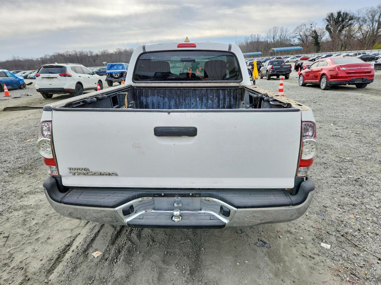 2012 TOYOTA TACOMA photo 6