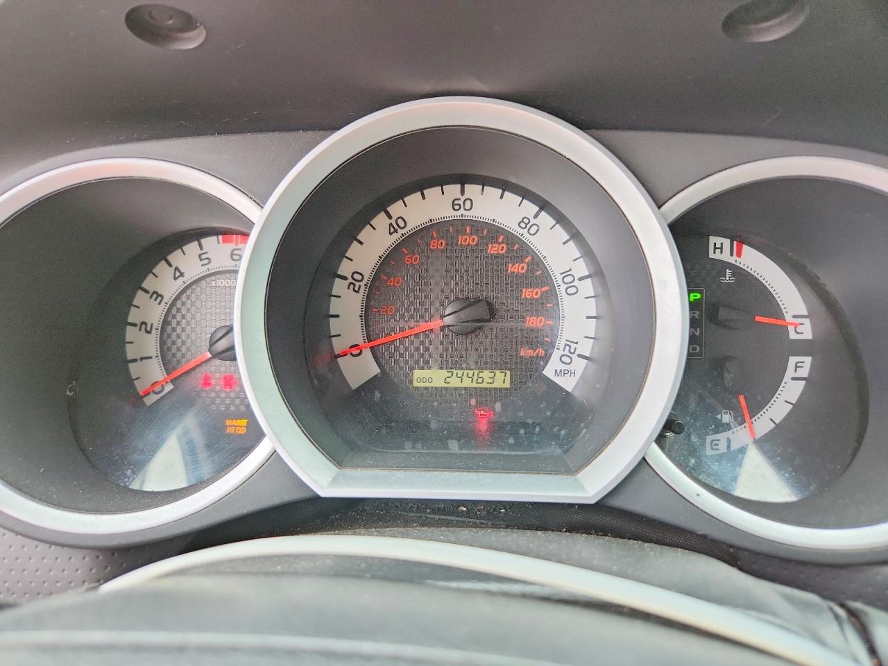 2012 TOYOTA TACOMA photo 9