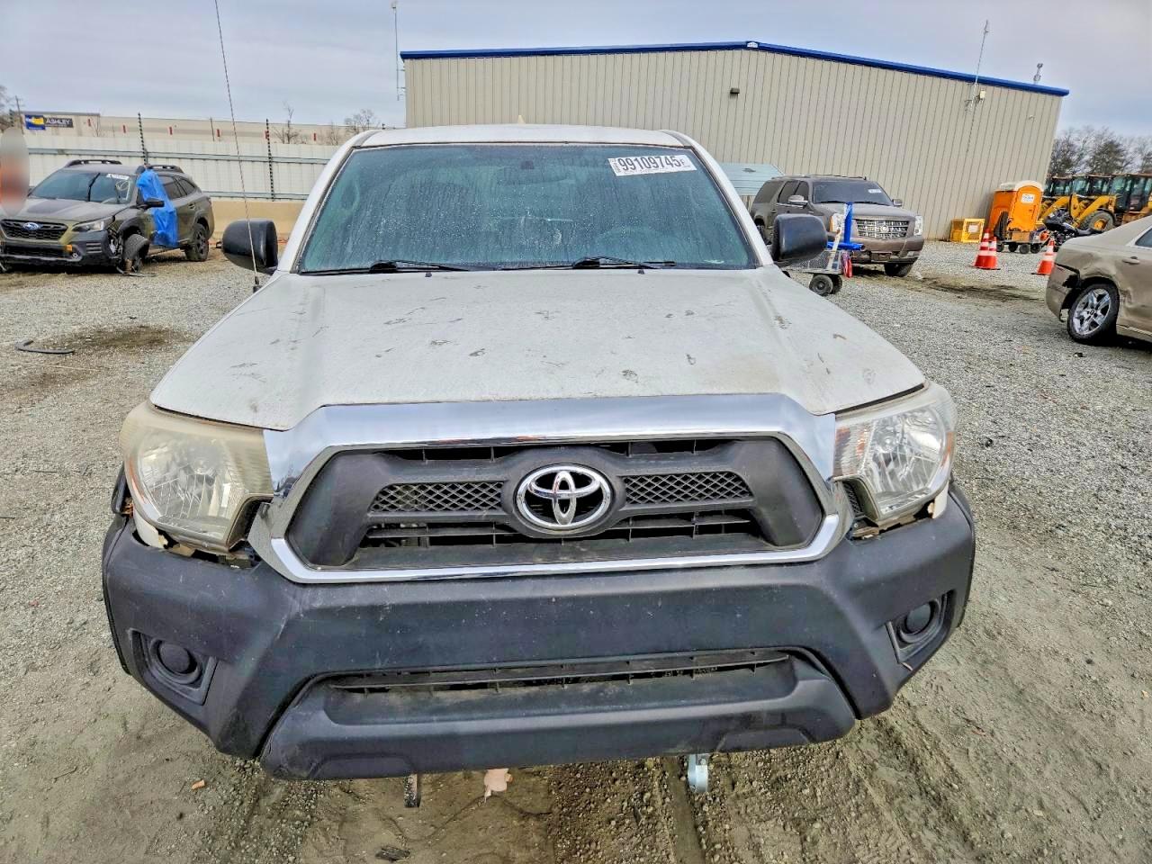 2012 TOYOTA TACOMA photo 5
