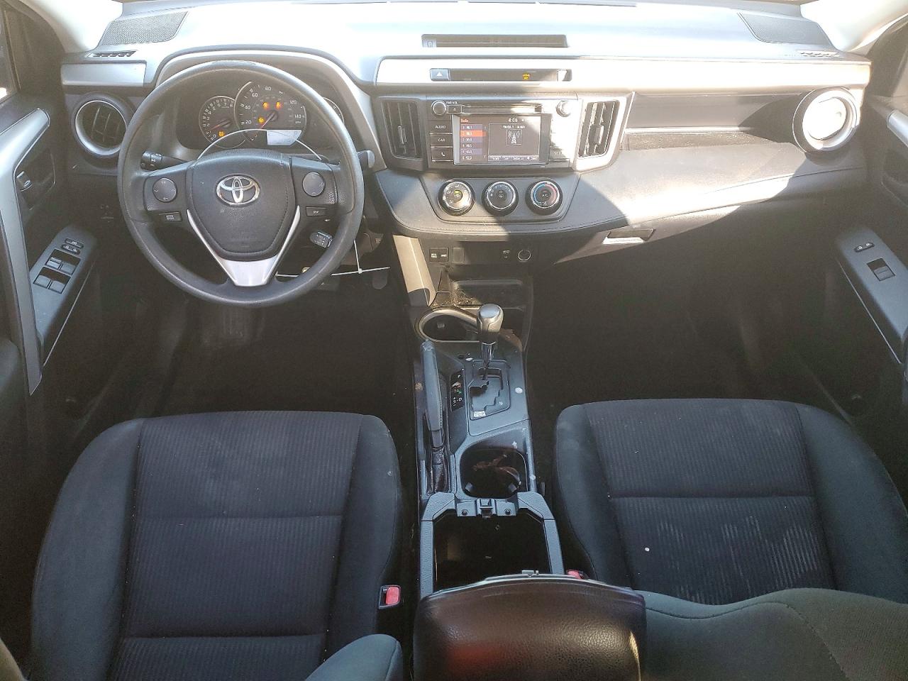 2016 TOYOTA RAV4 LE photo 8