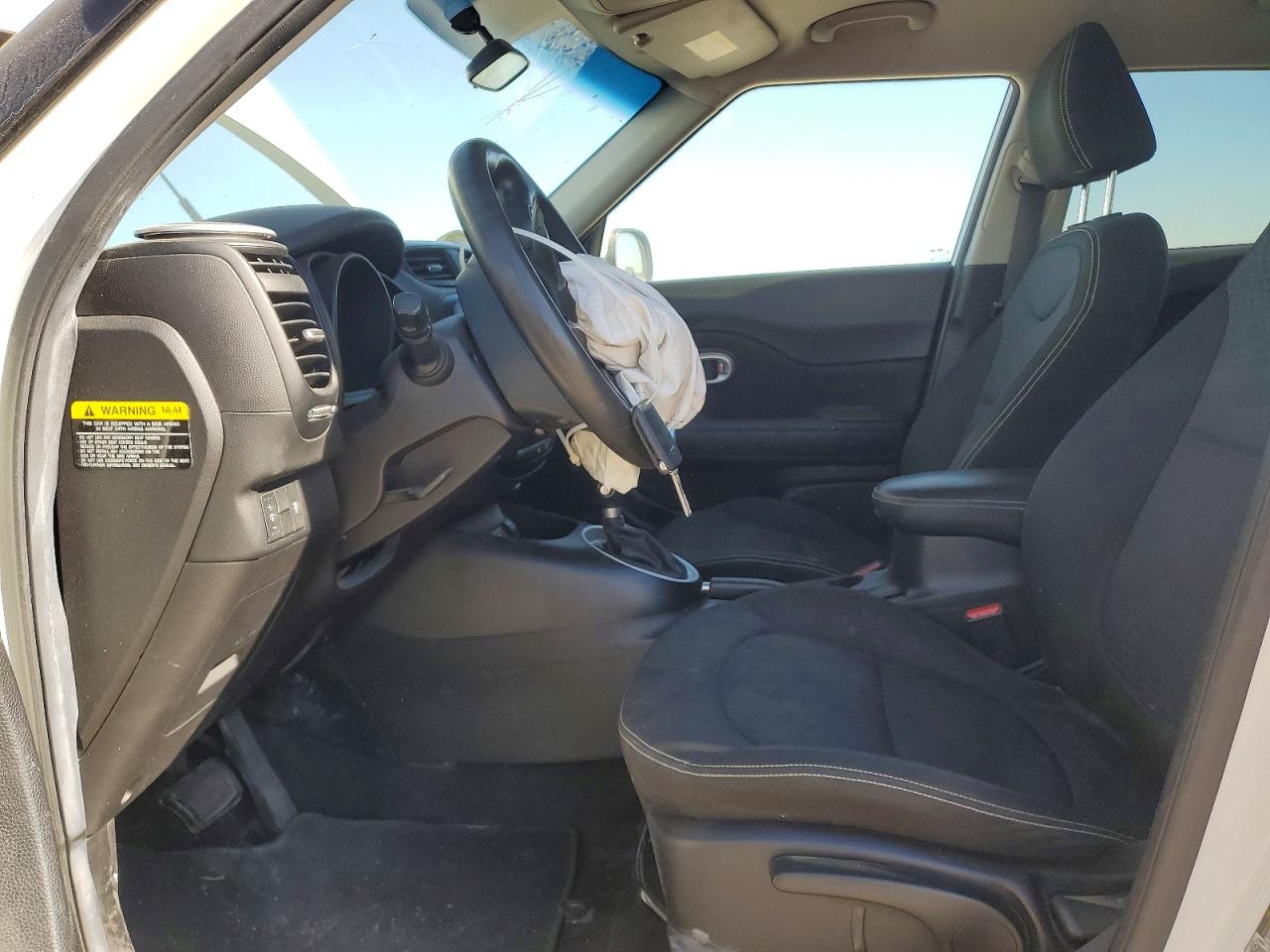 2015 KIA SOUL + photo 13
