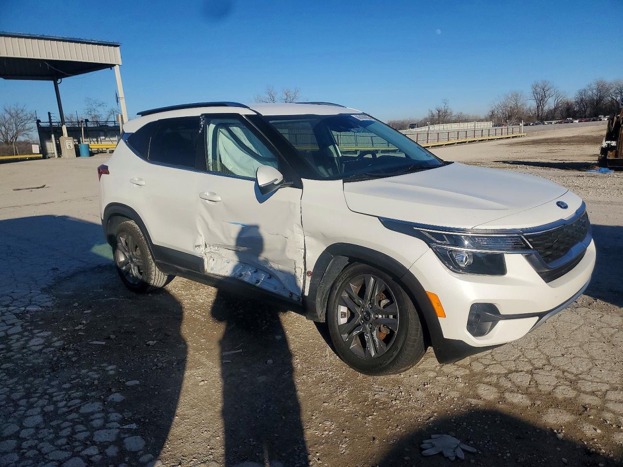 2021 KIA SELTOS S photo 7