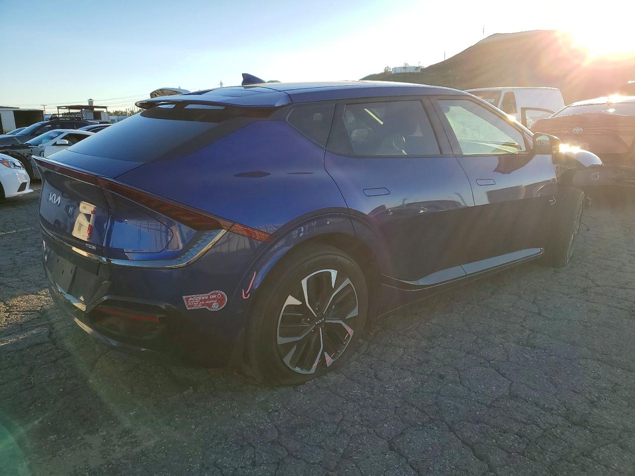 2022 KIA EV6 GT LINE photo 3