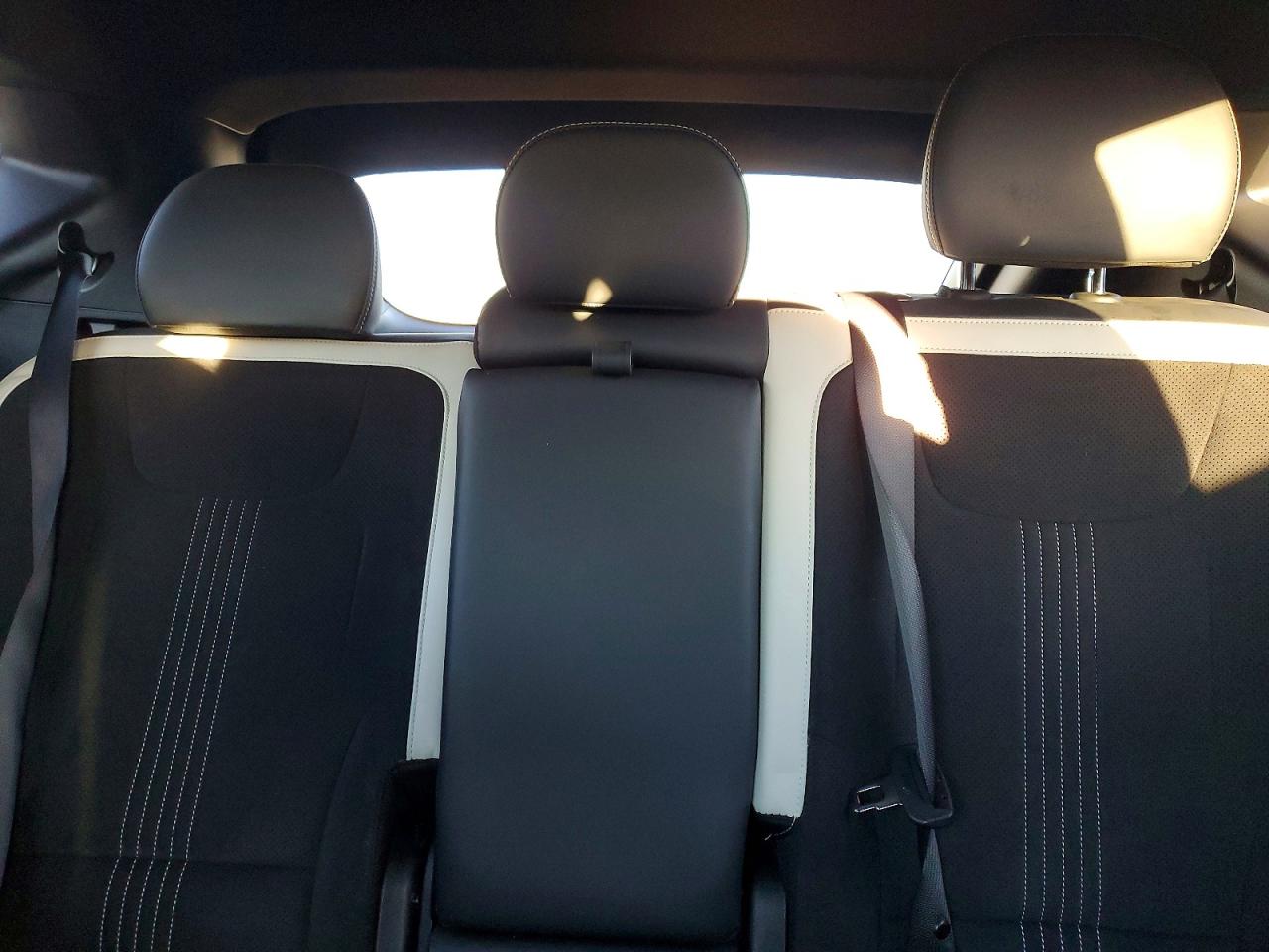 2022 KIA EV6 GT LINE photo 10