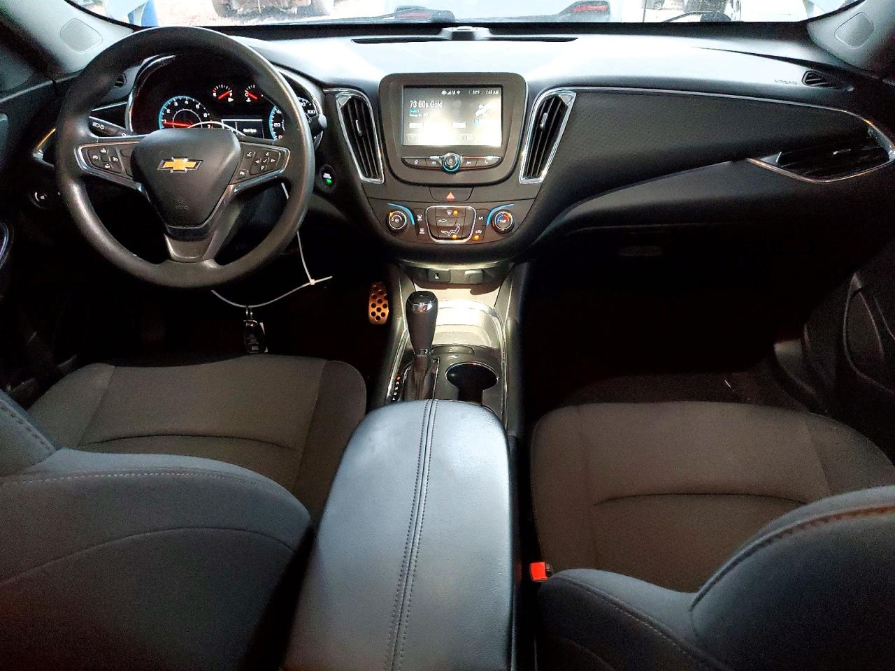 2017 CHEVROLET MALIBU LT photo 8