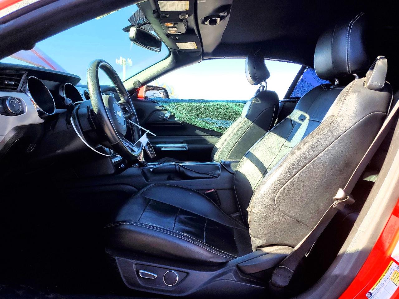 2016 FORD MUSTANG photo 7