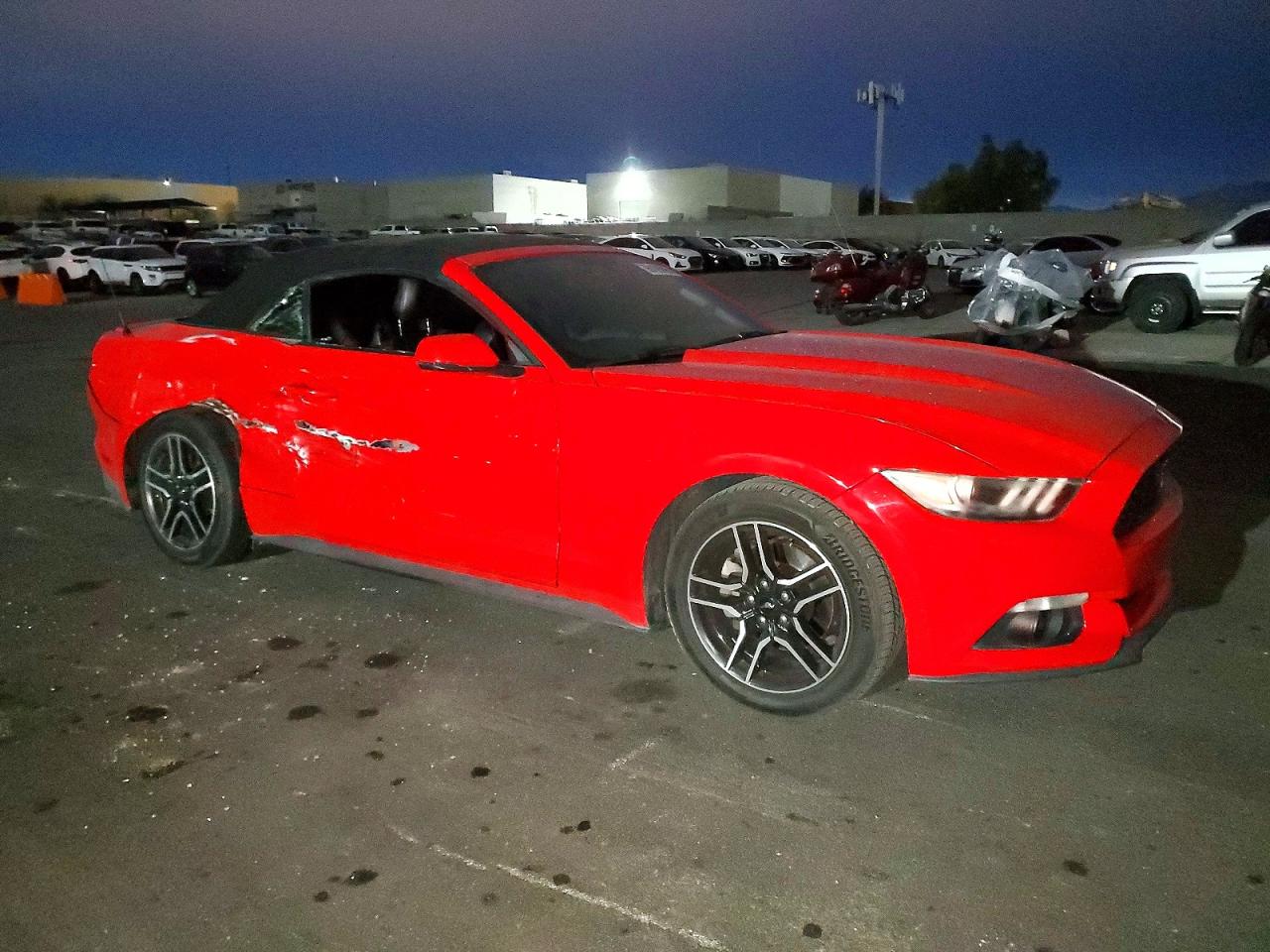 2016 FORD MUSTANG photo 4
