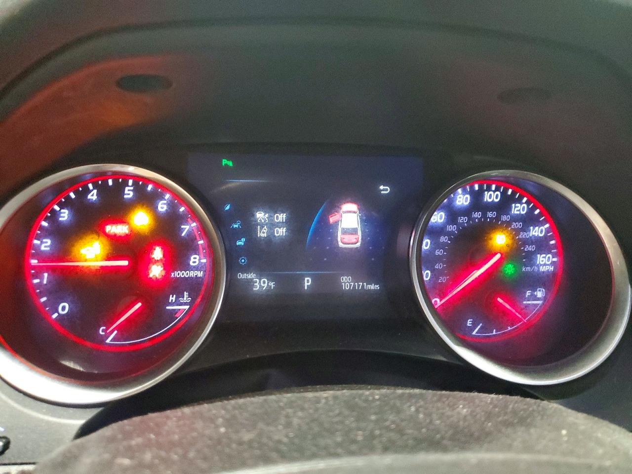 2018 TOYOTA CAMRY XSE photo 9