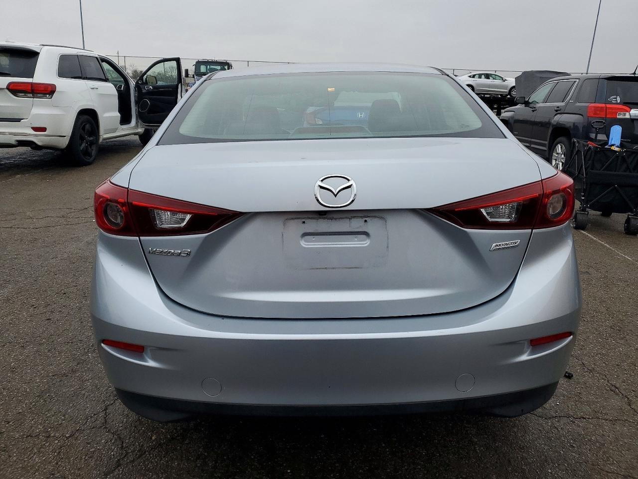 2017 MAZDA 3 TOURING photo 6