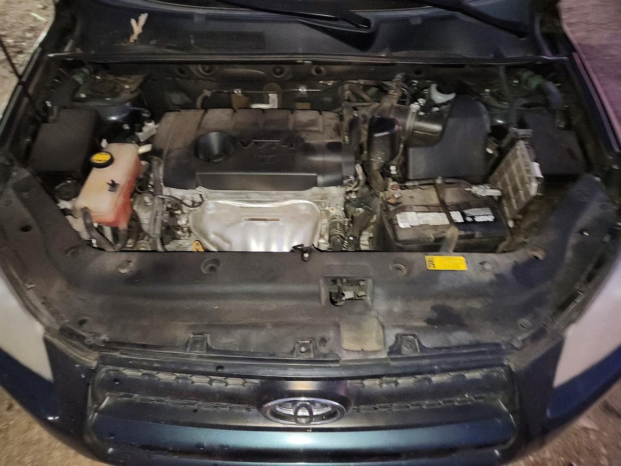 2012 TOYOTA RAV4 photo 12