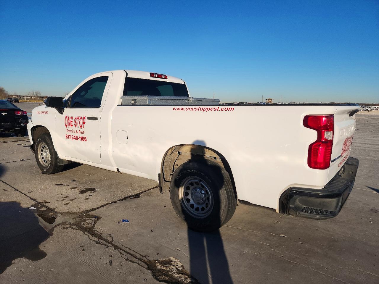 2020 CHEVROLET SILVERADO C1500 photo 2