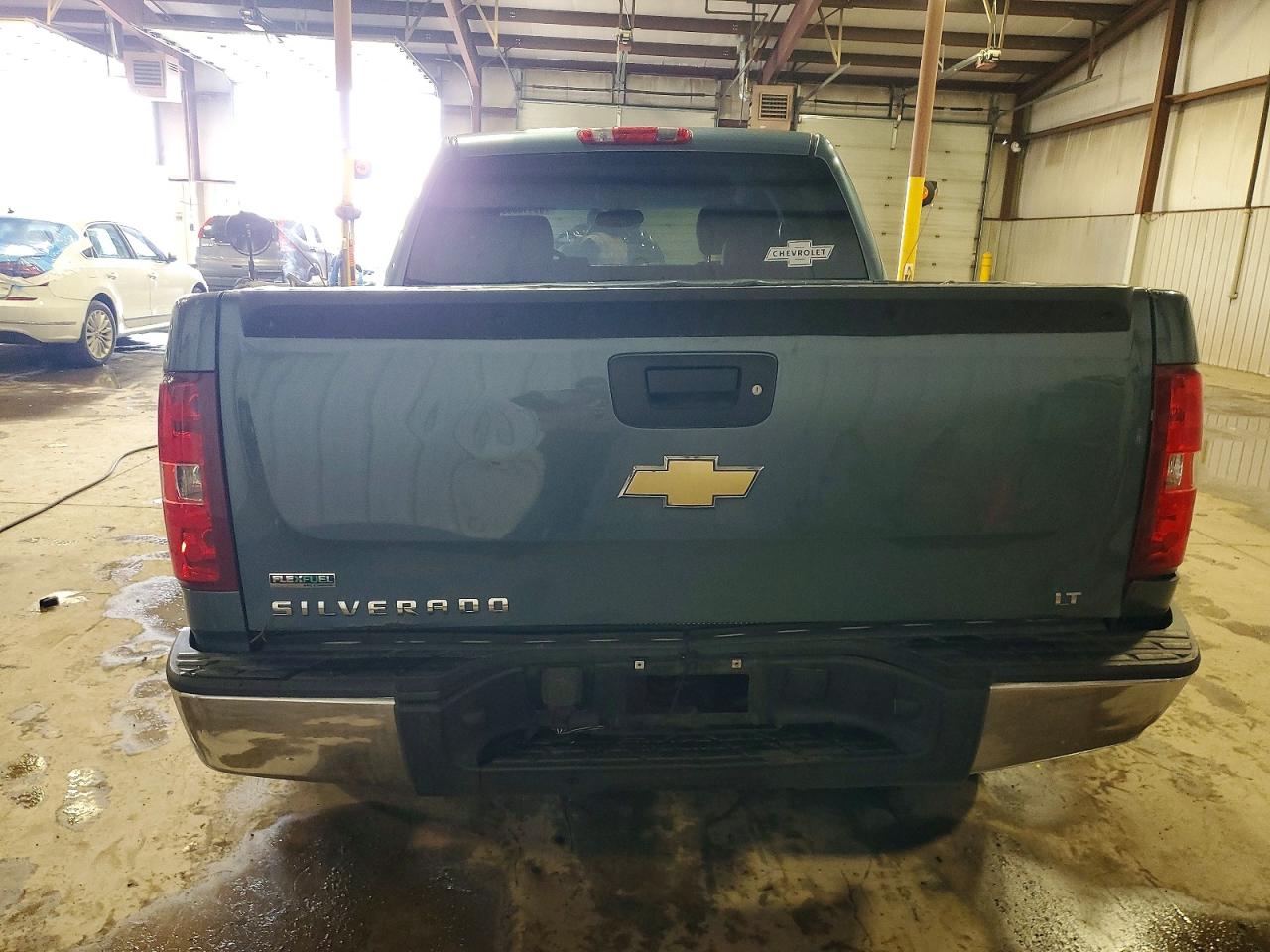 2010 CHEVROLET SILVERADO K1500 LT photo 6