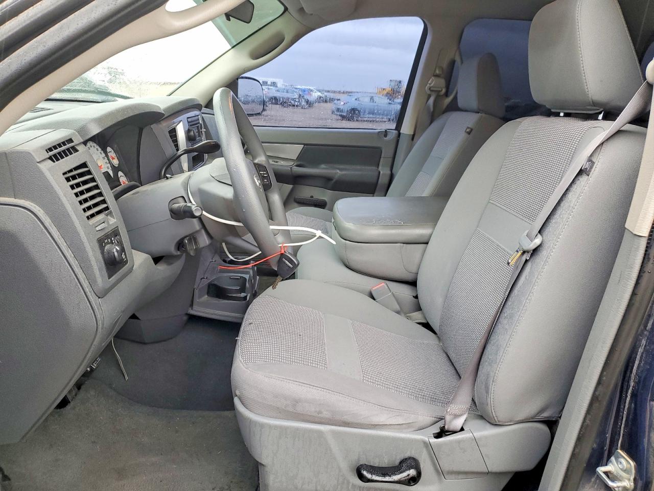 2007 DODGE RAM 1500 ST photo 13