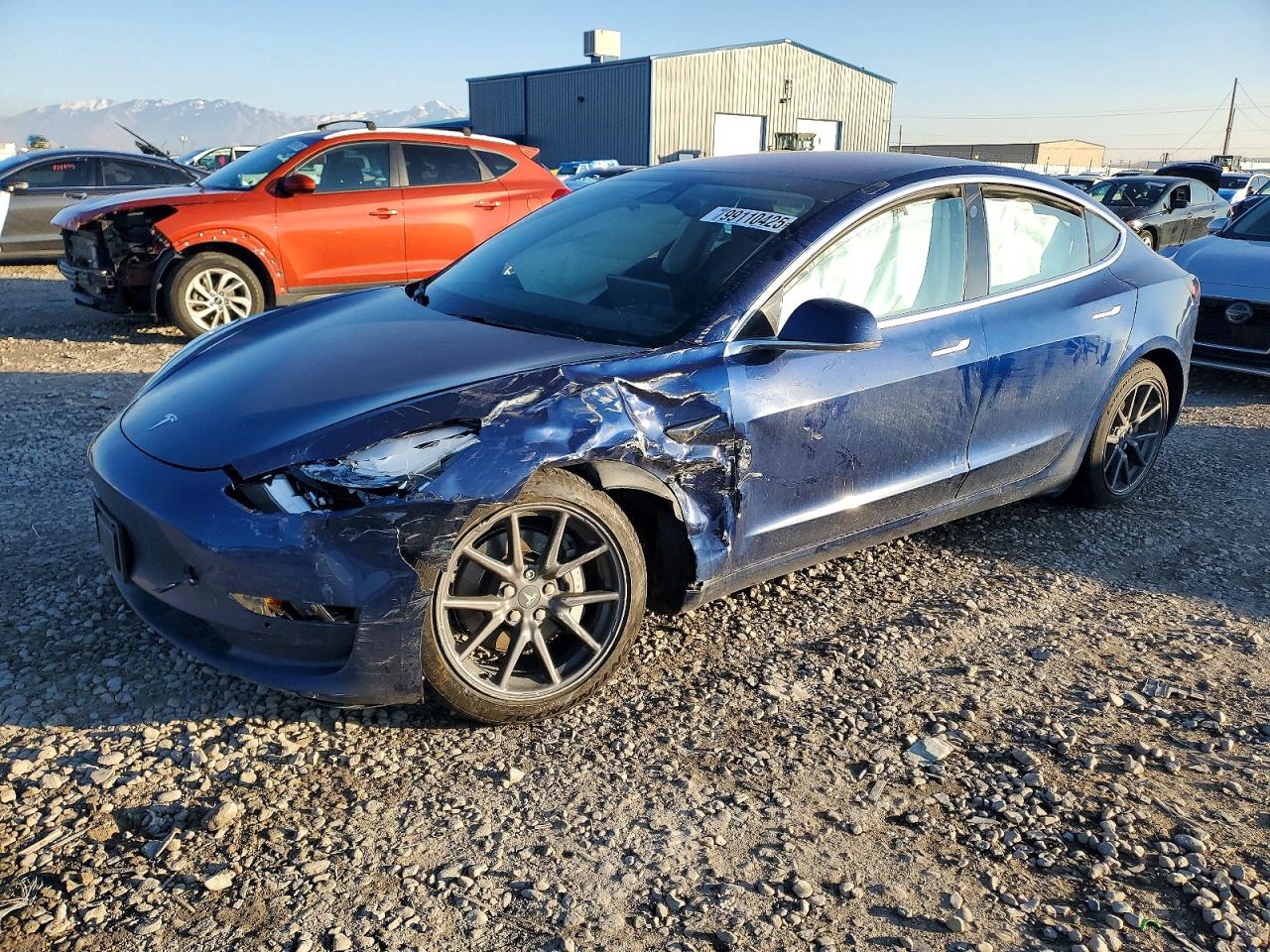 2018 TESLA MODEL 3