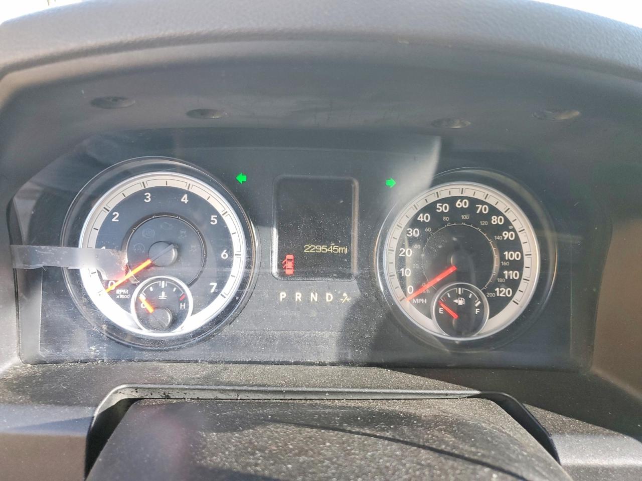 2014 RAM 1500 SLT photo 17