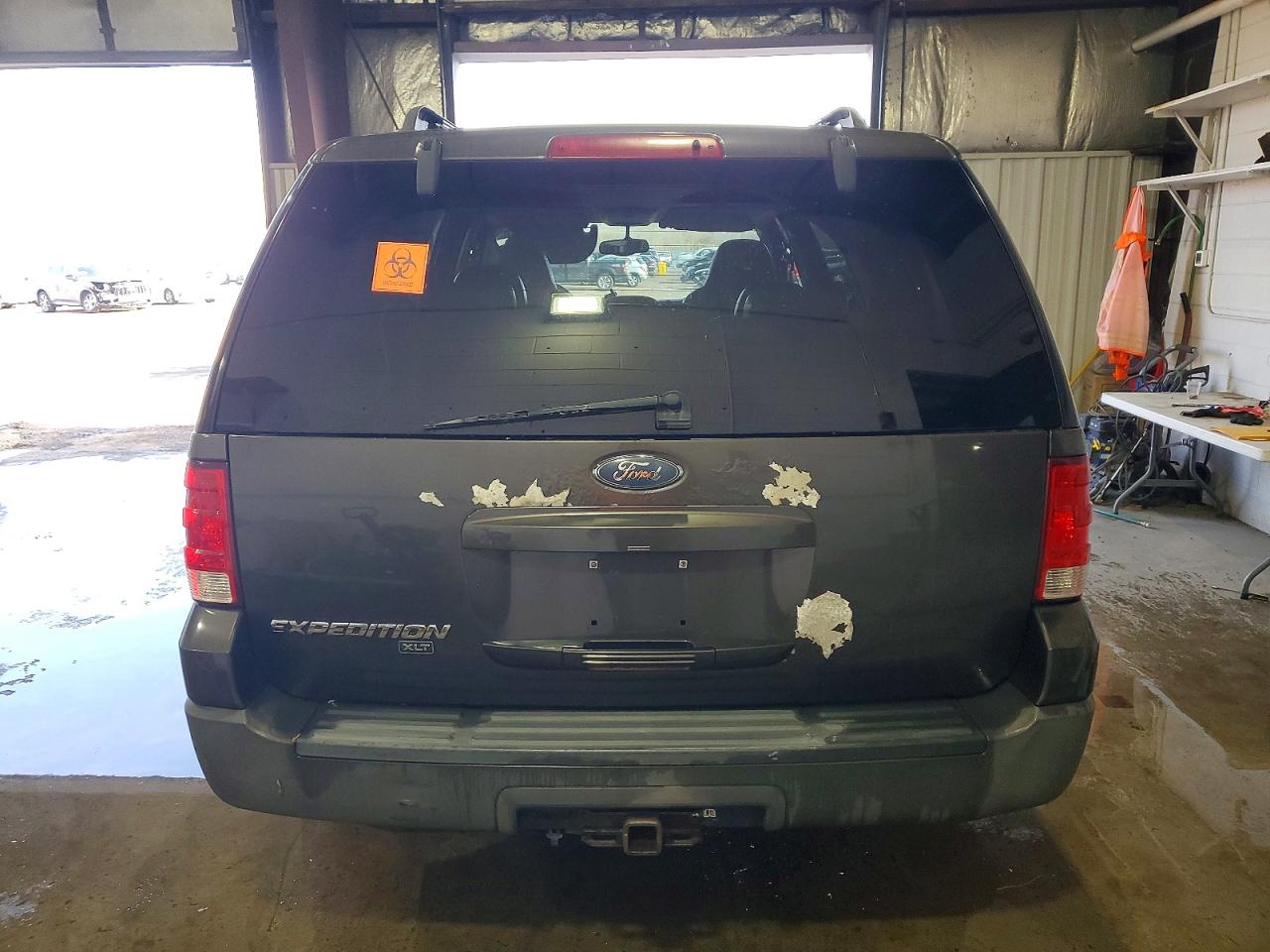 2005 FORD EXPEDITION XLT photo 11
