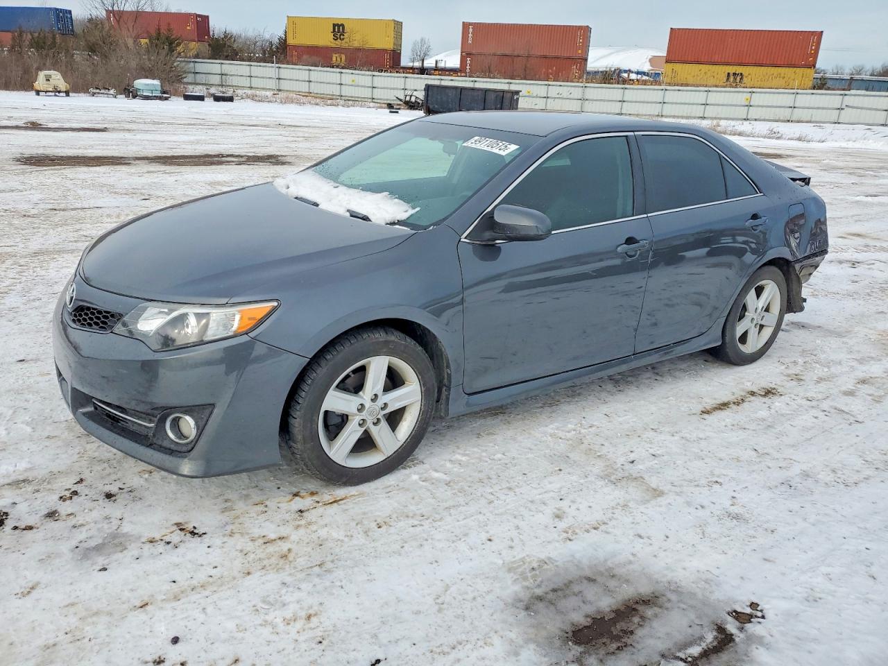 2014 TOYOTA CAMRY