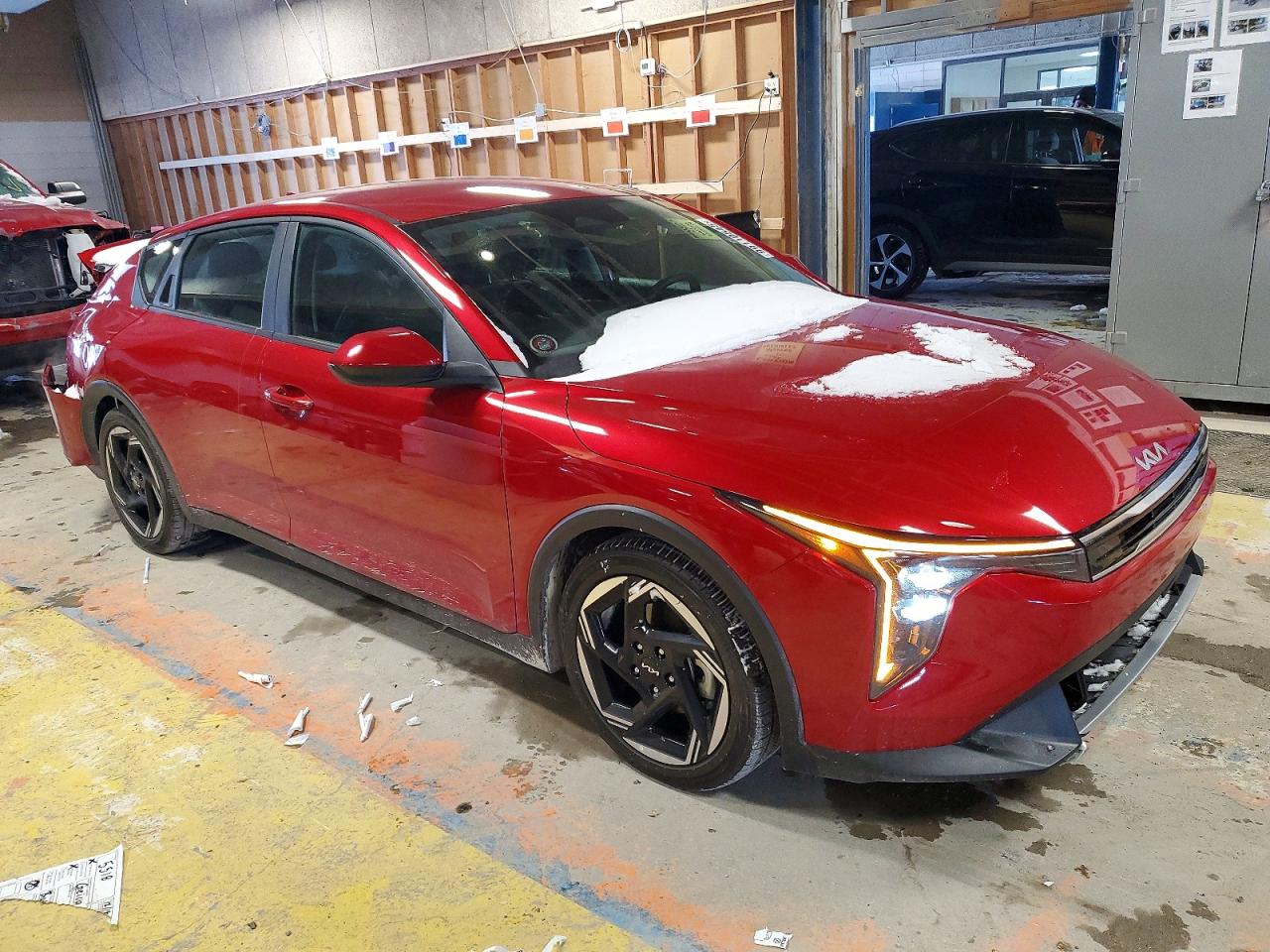 2025 KIA K4 EX photo 4