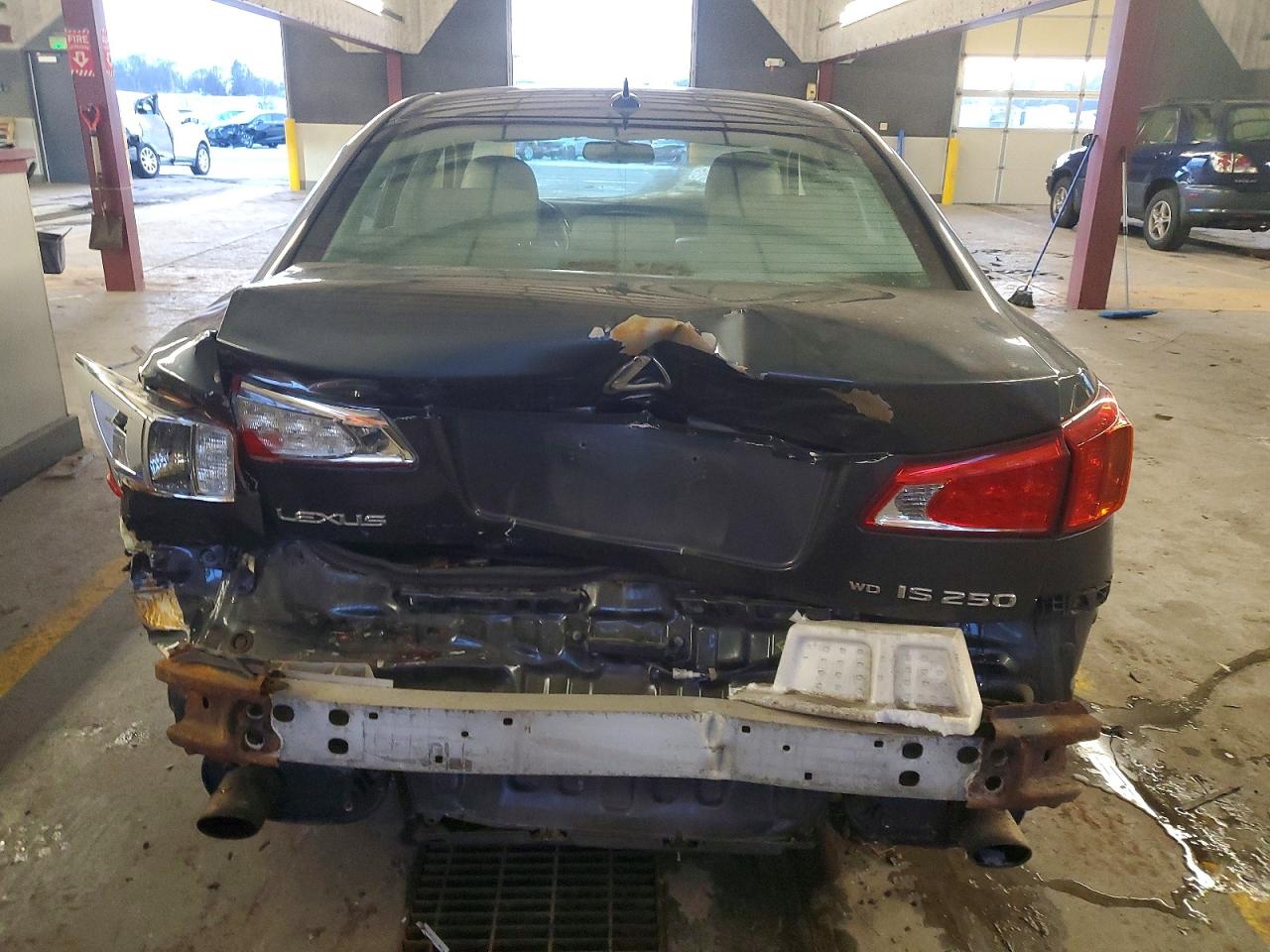 2009 LEXUS IS 250 photo 6