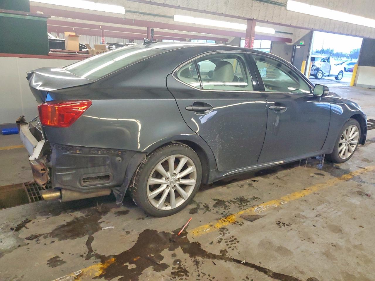 2009 LEXUS IS 250 photo 3