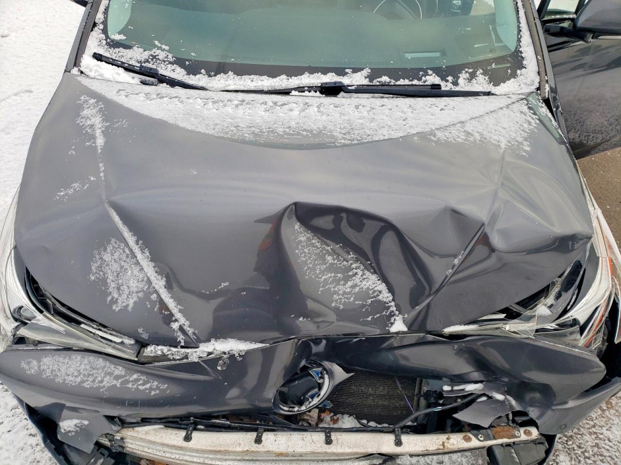 2017 TOYOTA PRIUS photo 11